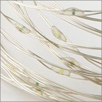 led гирлянда Uniel ULD-S0500-050/SCB/2AA Warm White IP20 Dew - серебристая проволока