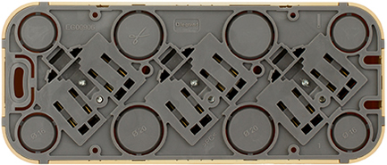 розетка 3-местная Legrand 782288 Quteo с з/к дерево - вид с тыльной стороны