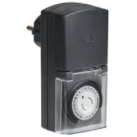 купить Таймер розеточный 16А механический сутки IP44 черный РТМ-4  IEK с крышкой в Самаре Таймер розеточный 16А механический сутки IP44 черный РТМ-4  IEK с крышкой