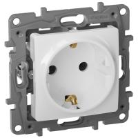 купить Этика белый розетка скрытая 1-мест заземление шторки IP20  в Самаре Этика белый розетка скрытая 1-мест заземление шторки IP20