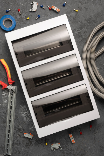 Бокс 36мод навесной белый черная прозрачная дверь IP41 PROXIMA EKF 