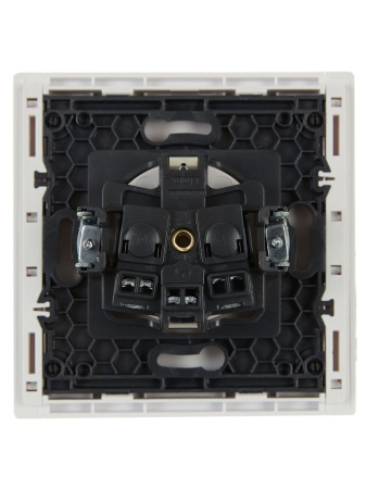 купить Фортепиано белый розетка скрытая 1-мест заземление шторки IP20  в Самаре Фортепиано белый розетка скрытая 1-мест заземление шторки IP20