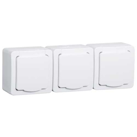 купить Гермес Plus белый розетка открытая 3-мест заземление с крышкой шторки IP54  в Самаре Гермес Plus белый розетка открытая 3-мест заземление с крышкой шторки IP54