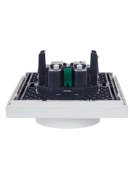 купить Фортепиано белый розетка скрытая 2-мест заземление шторки IP20  в Самаре Фортепиано белый розетка скрытая 2-мест заземление шторки IP20