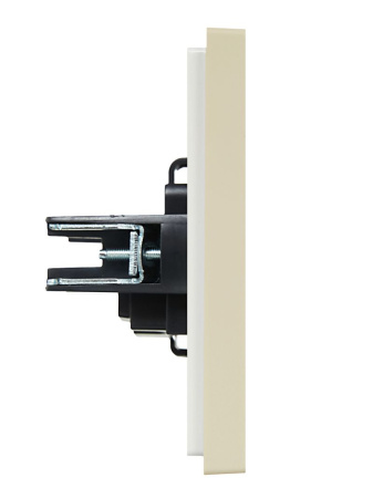 купить Фортепиано ваниль розетка скрытая 1-мест шторки IP20  в Самаре Фортепиано ваниль розетка скрытая 1-мест шторки IP20