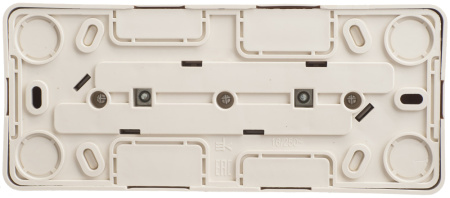 купить Этюд кремовый розетка открытая 3-мест заземление IP20  в Самаре Этюд кремовый розетка открытая 3-мест заземление IP20