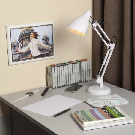 купить Светильник настольный 40Вт E27 серый подставка ЭРА в Самаре Светильник настольный 40Вт E27 серый подставка ЭРА