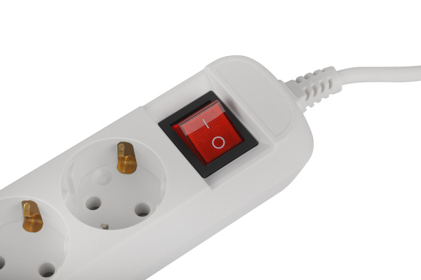 купить Удлинитель 3-мест 5м ПВС 3*1 белый выкл PlexUp   в Самаре Удлинитель 3-мест 5м ПВС 3*1 белый выкл PlexUp